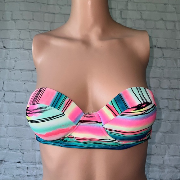 Forever 21 Other - Forever 21 Pink & Green Multicolor Bikini top size S